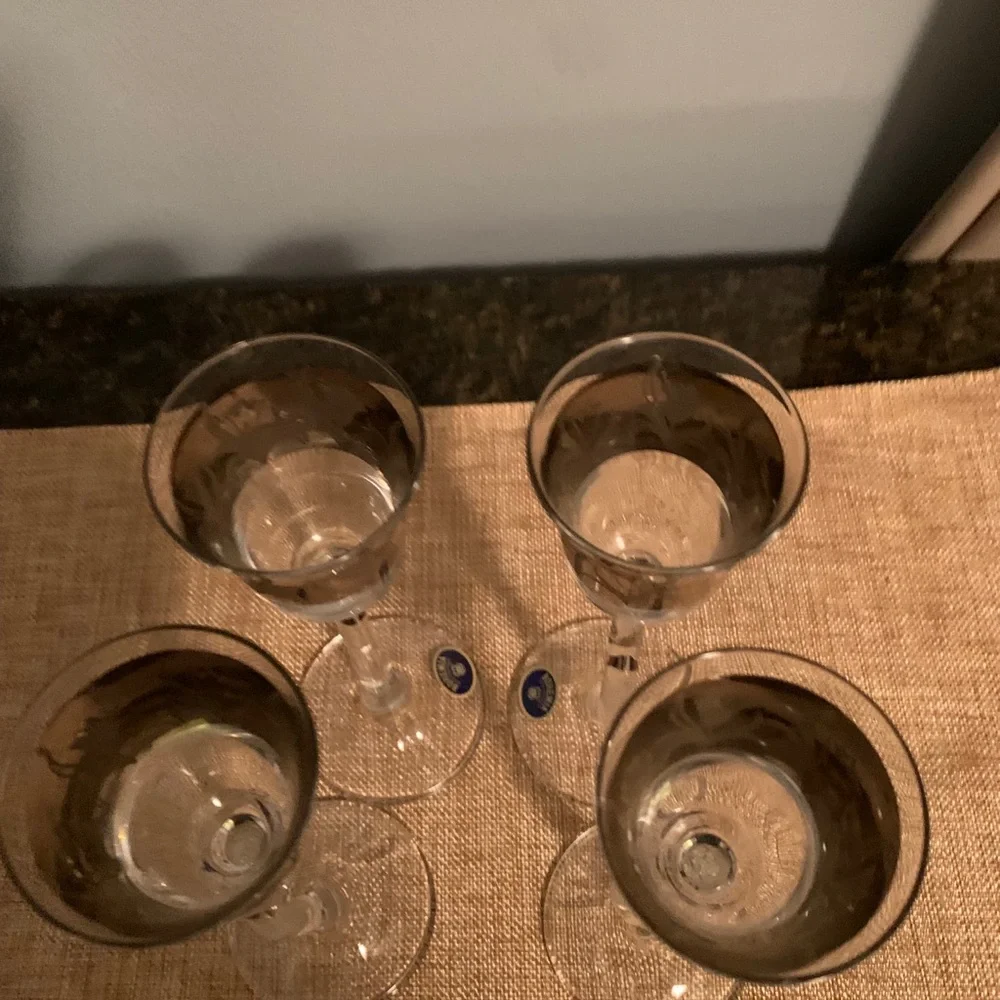 Bohemian Crystal Cordial Etched Gold Stemware - Picture 5 of 6